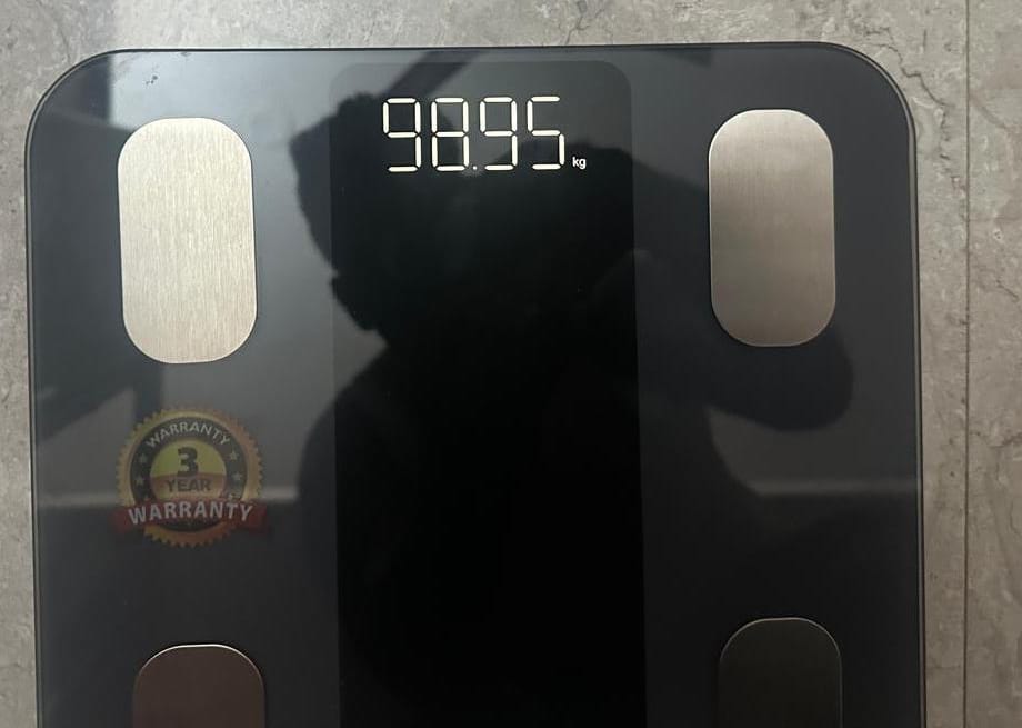 Vivek's matching milestone: 98.95 kg, breaking the 100 kg barrier