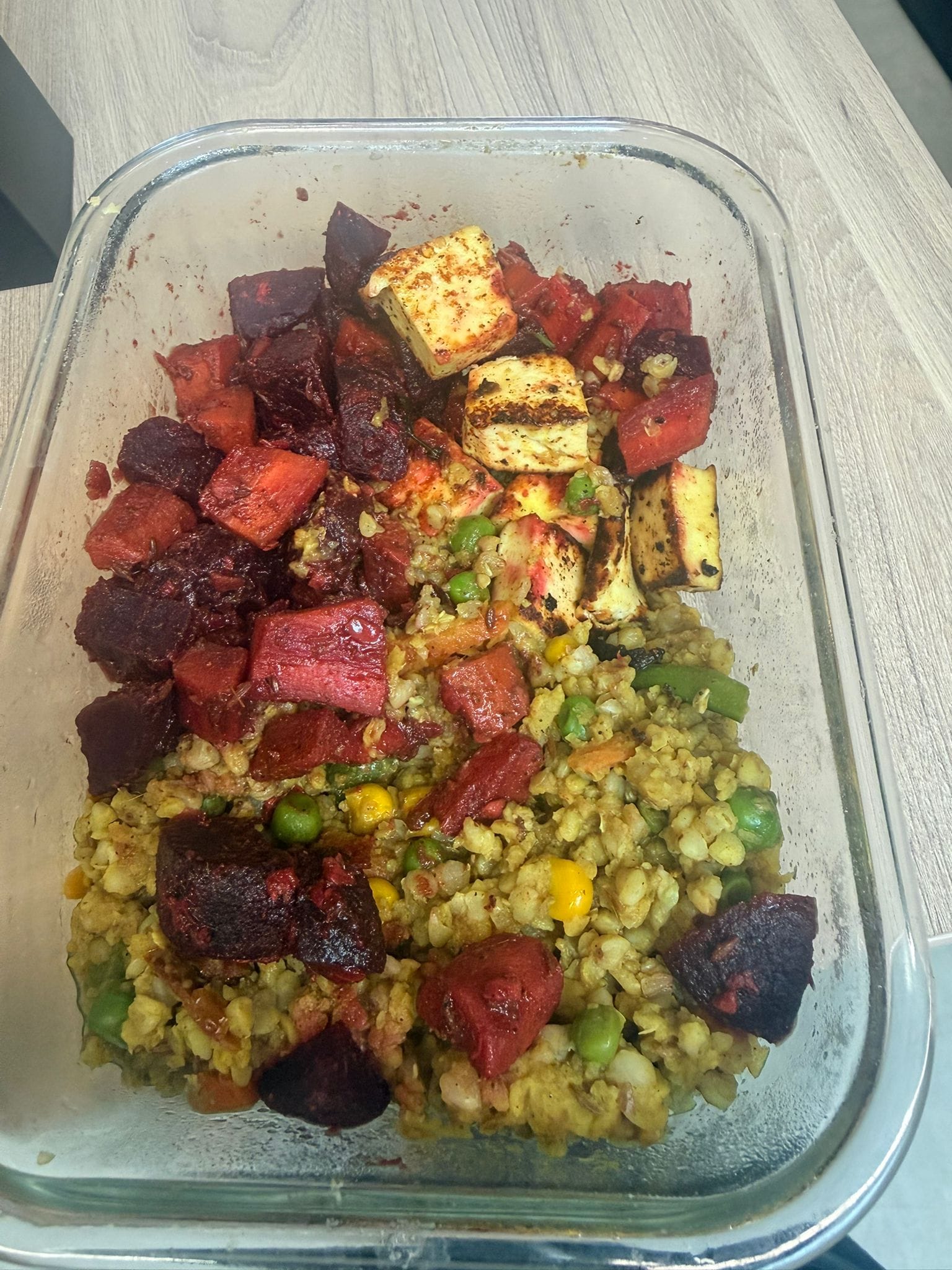 Swapna's UK meal-prep box: paneer, roasted beetroot and carrots, peas and millet, in a Bengali-adapted style