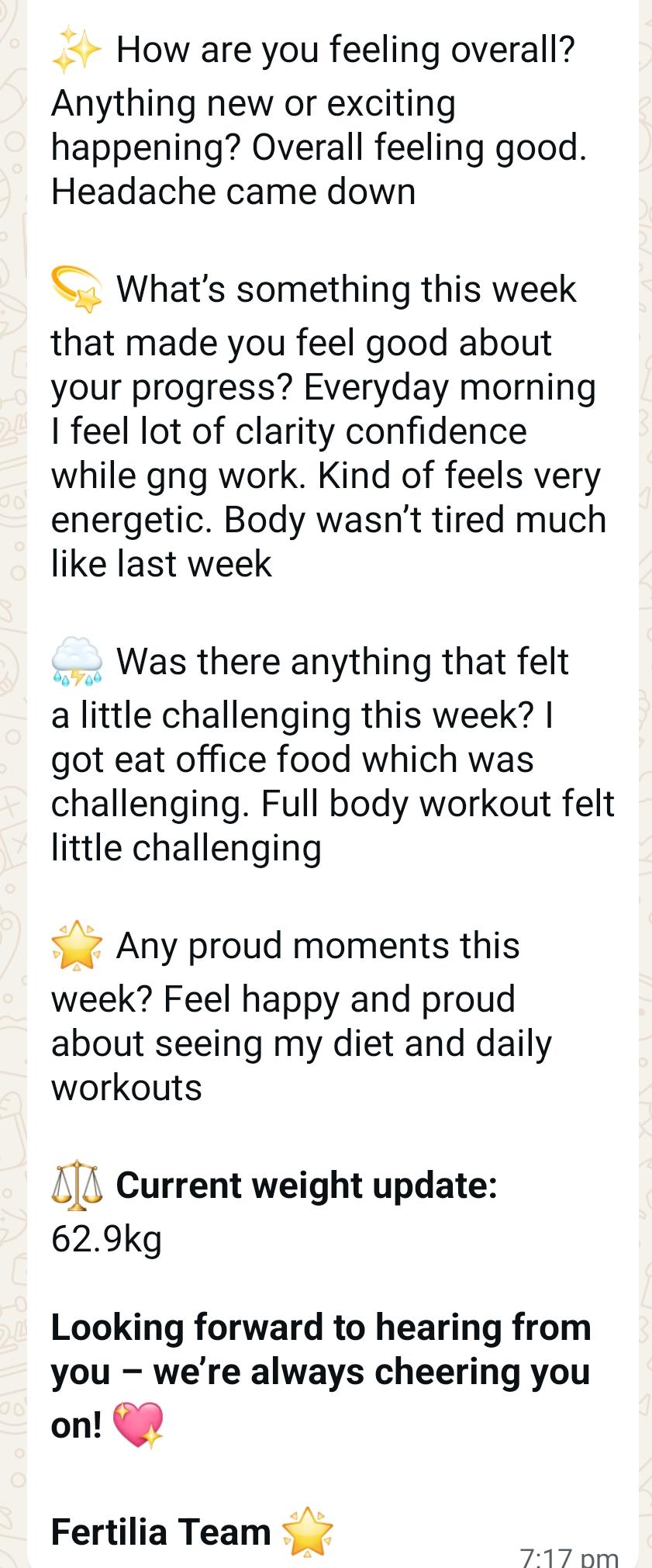 Weekly check-in showing progress: headaches reduced, energy improved, weight at 62.9 kg, feeling more confident and energetic