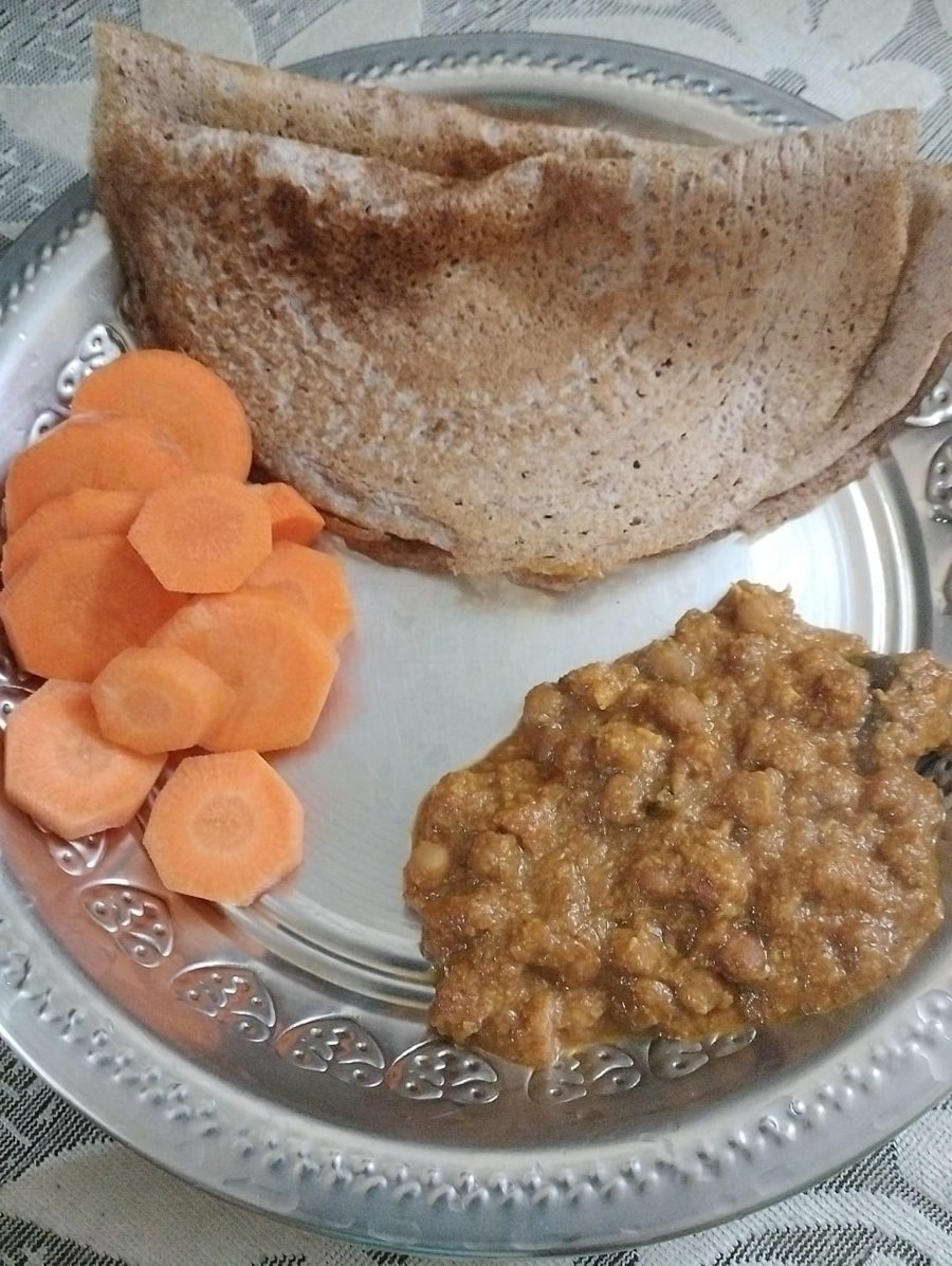 One of Sneha's everyday plates: ragi dosa with vegetables
